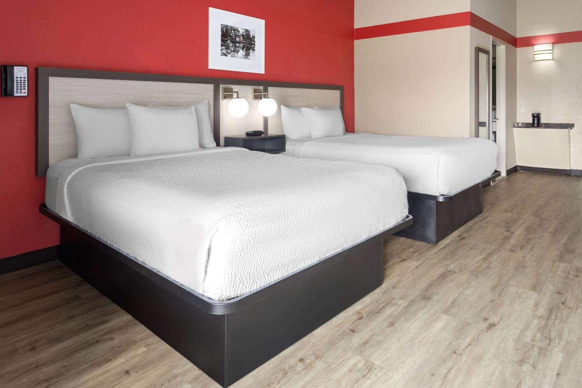 Ramada By Wyndham Parsippany Hotel Eksteriør billede